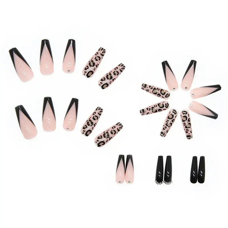 Trendy Leopard Print Nail Set for Empowered Beauty