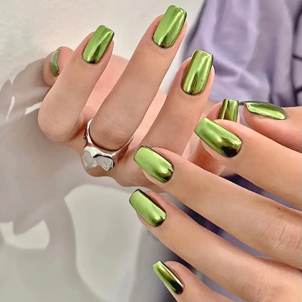 Elevate Your Beauty Routine with Our Press-On Nail Set Collection - Green