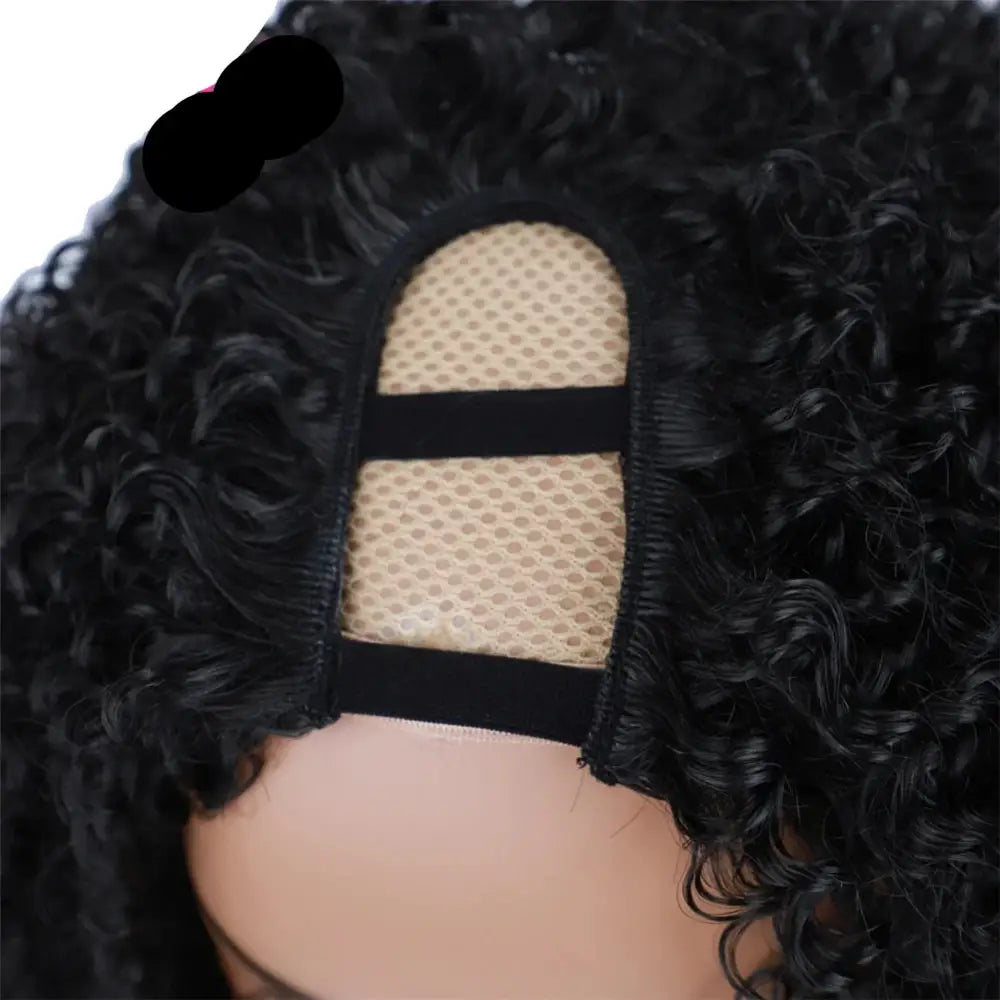 Trendy Kinky Curly Wigs for a Stylish Transformation